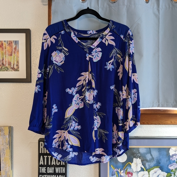 St. John's Bay Medium Floral Bright Beautifully Colored Boho Top Blouse 😎 - Picture 2 of 9